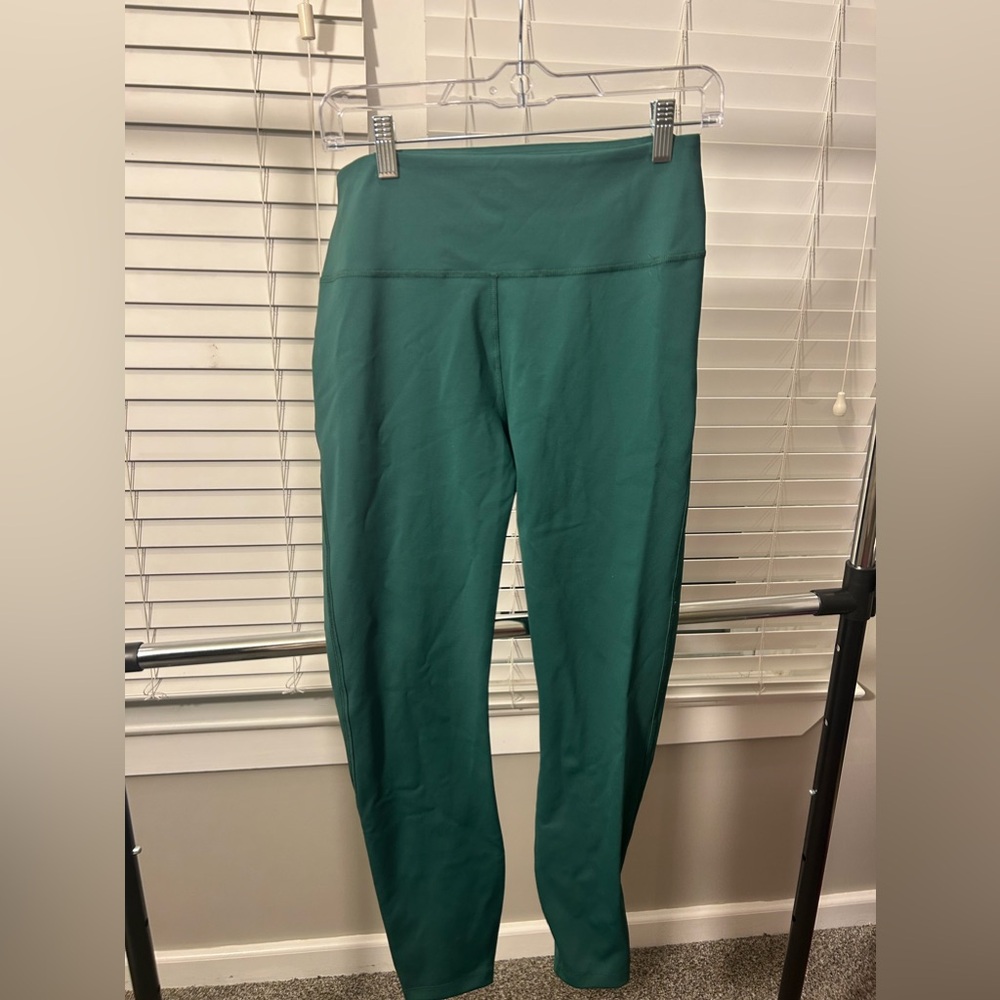 Outdoor Voices Green Leggings. NWOT. Great condition.